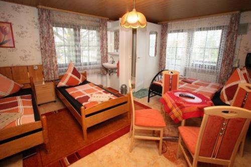Hotel-Pension Klaer Špýr Exteriér fotografie
