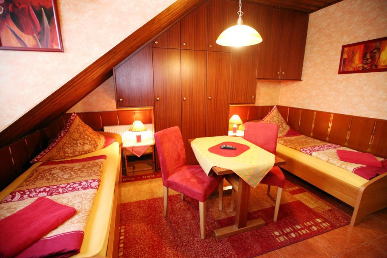 Hotel-Pension Klaer Špýr Pokoj fotografie